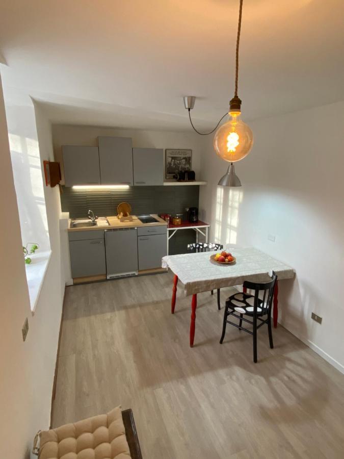 Cozy Apartment In A Historic Villa Merano Exteriör bild