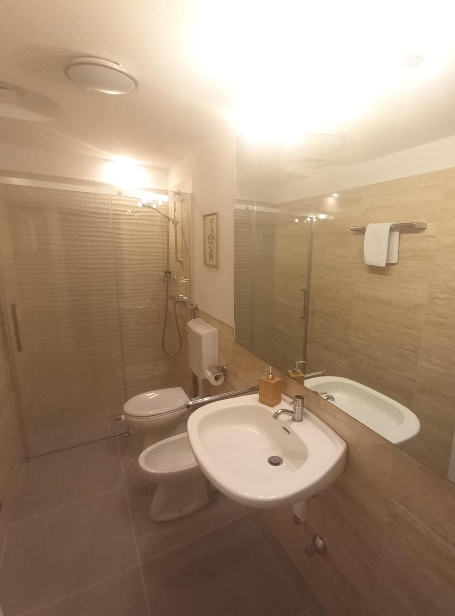 Cozy Apartment In A Historic Villa Merano Exteriör bild